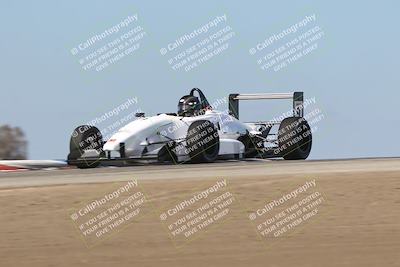 media/Oct-26-2025-CalClub SCCA (Sun) [[8ce1e69566]]/Group 3/Grapevine/